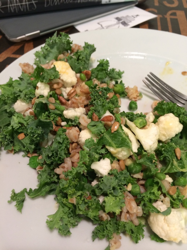 Kale, Cauliflower and Peas Salad